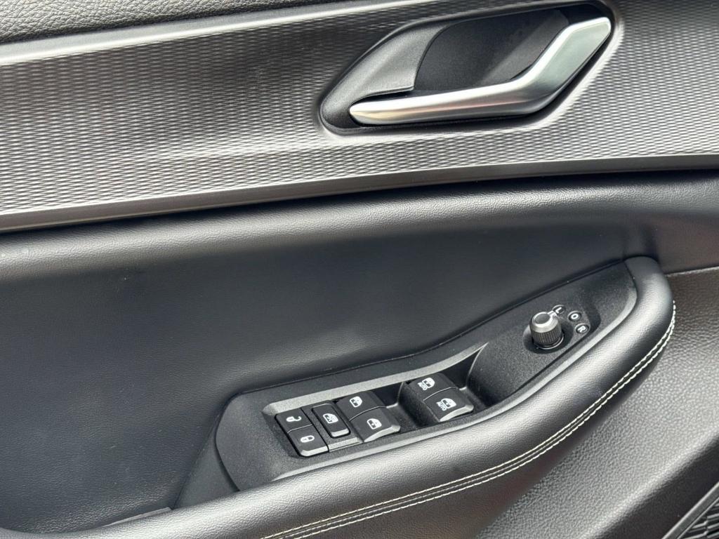 used 2023 Jeep Grand Cherokee L car, priced at $31,169