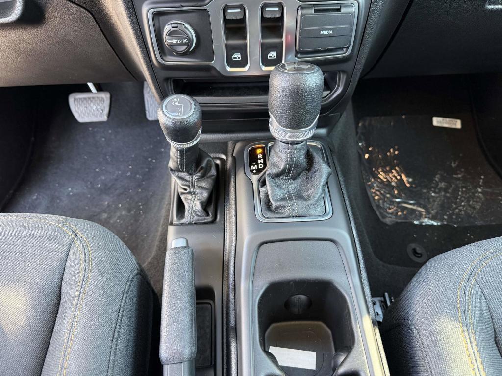 new 2026 Jeep Wrangler car, priced at $46,284