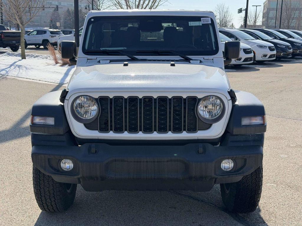 new 2026 Jeep Wrangler car, priced at $46,284