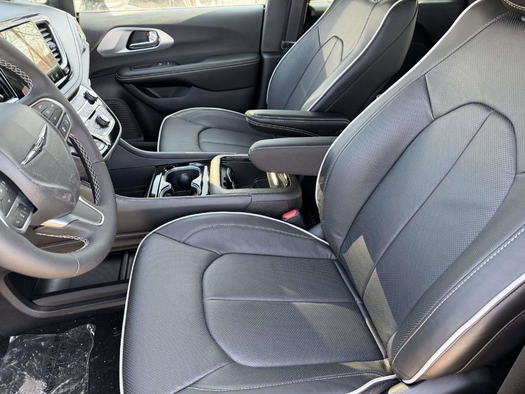 new 2026 Chrysler Pacifica car, priced at $50,074