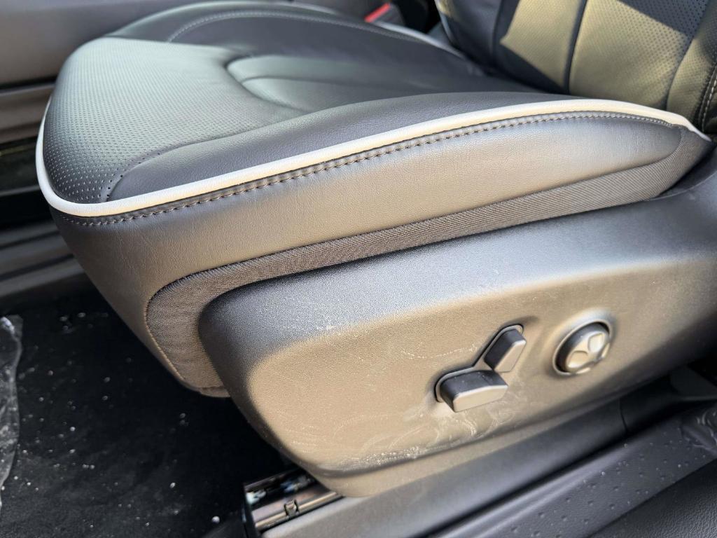 new 2026 Chrysler Pacifica car, priced at $50,074