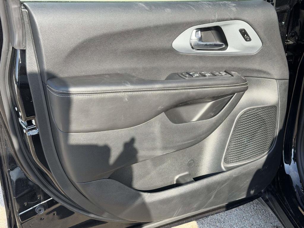 new 2026 Chrysler Pacifica car, priced at $50,074