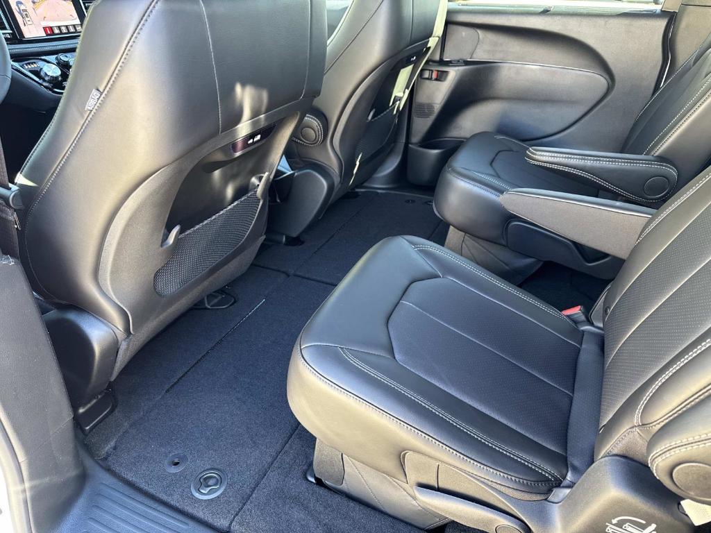 new 2026 Chrysler Pacifica car, priced at $51,409