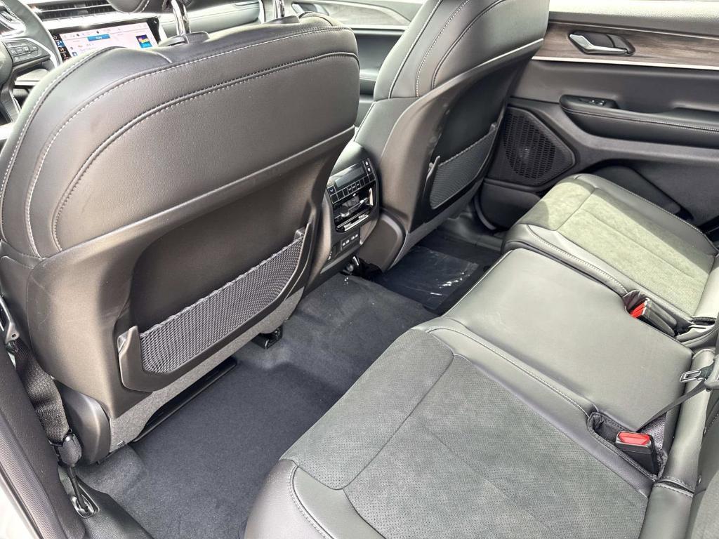 new 2026 Jeep Grand Cherokee L car, priced at $48,829