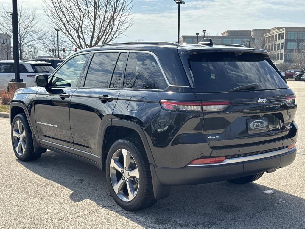 new 2026 Jeep Grand Cherokee car, priced at $51,504