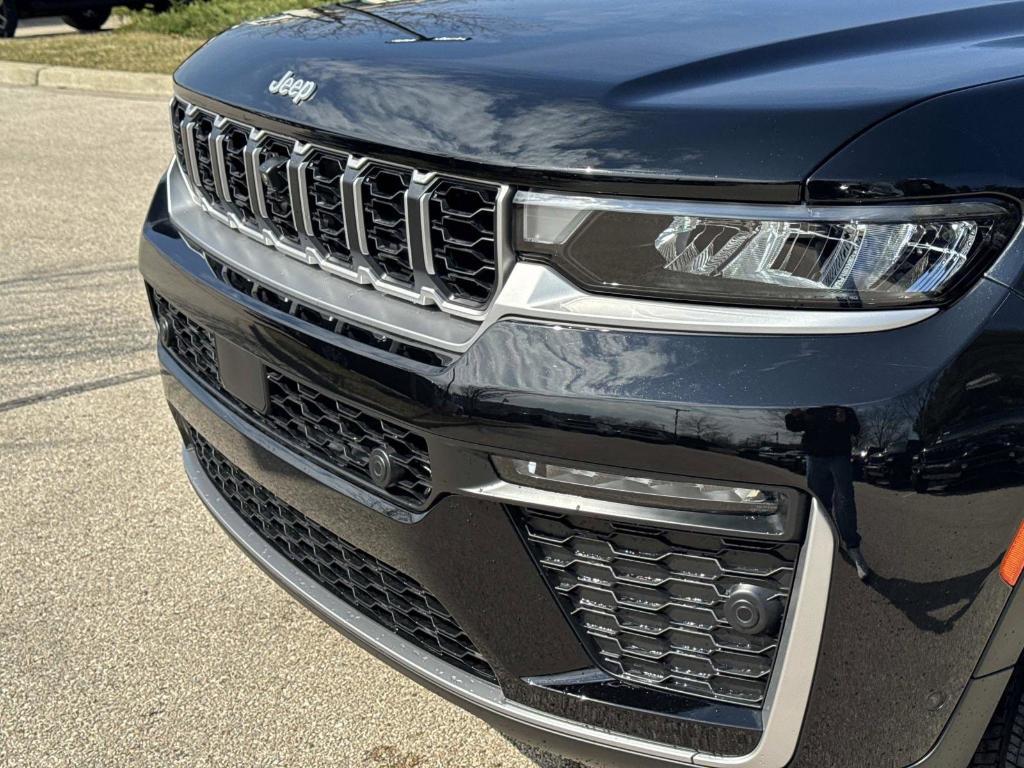 new 2026 Jeep Grand Cherokee car, priced at $51,504
