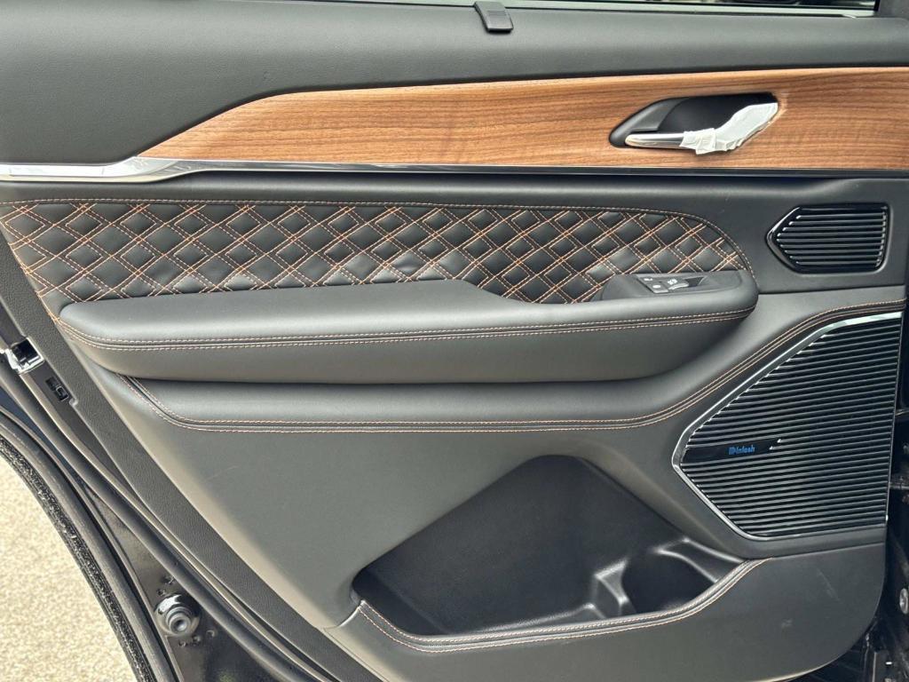 new 2026 Jeep Grand Cherokee L car, priced at $65,934