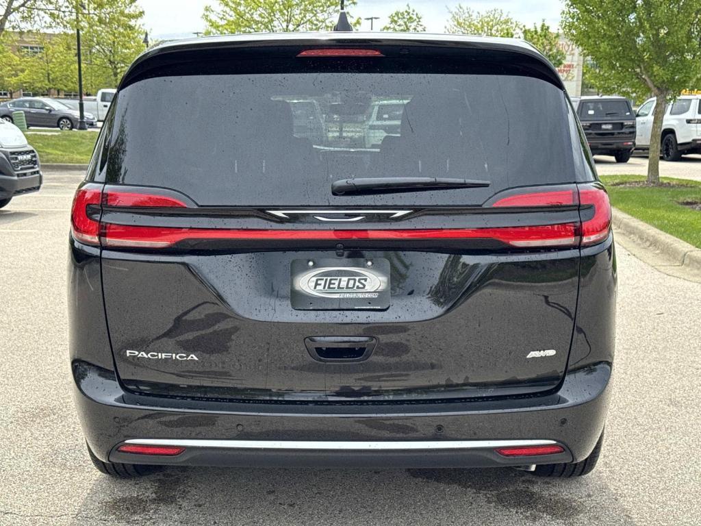 new 2027 Chrysler Pacifica car, priced at $53,124