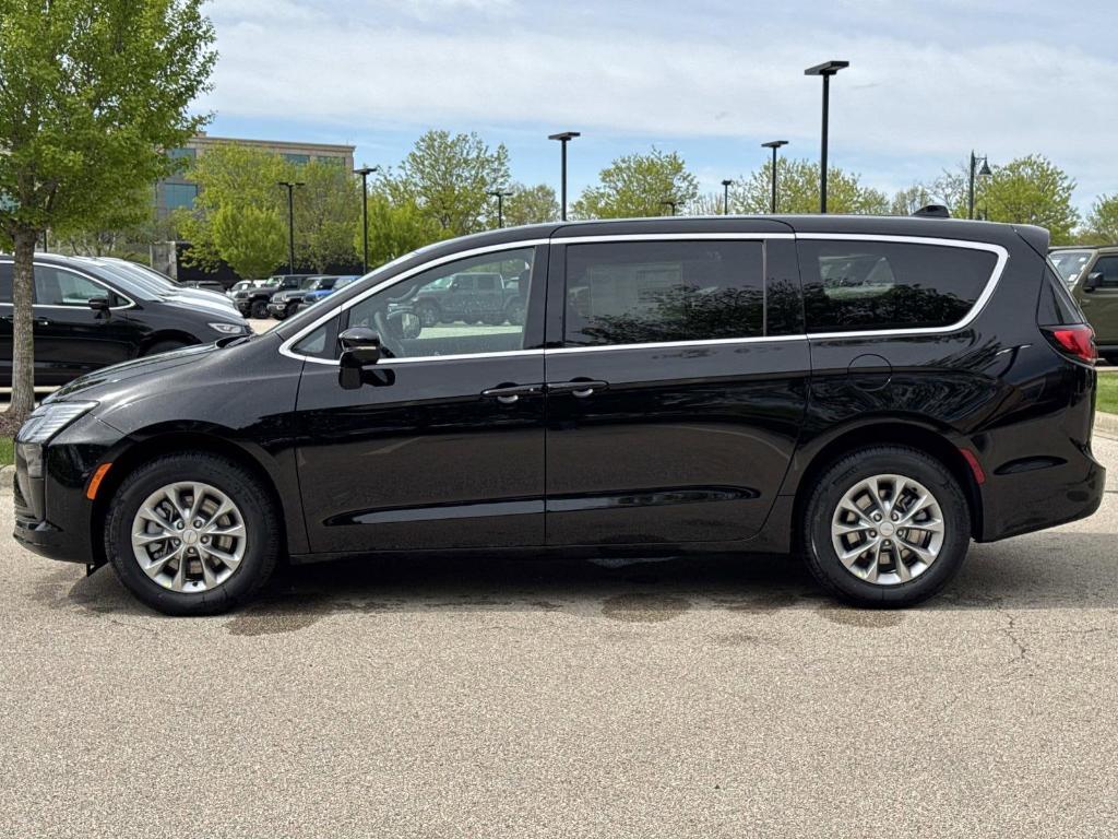 new 2027 Chrysler Pacifica car, priced at $53,124