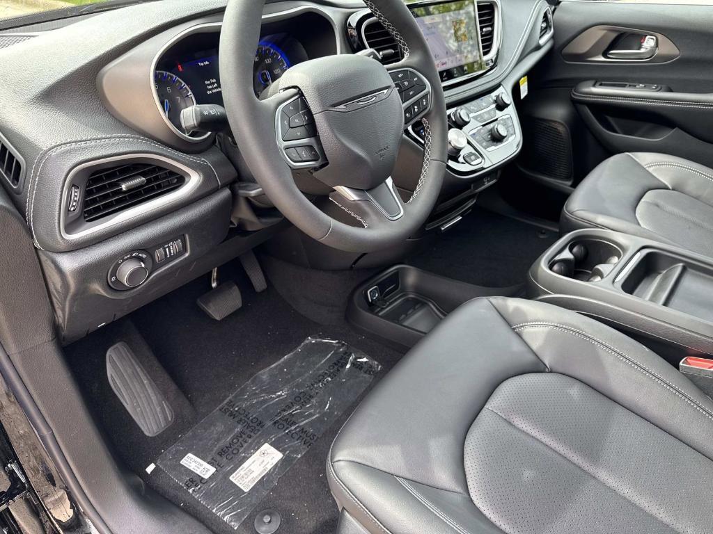 new 2027 Chrysler Pacifica car, priced at $53,124