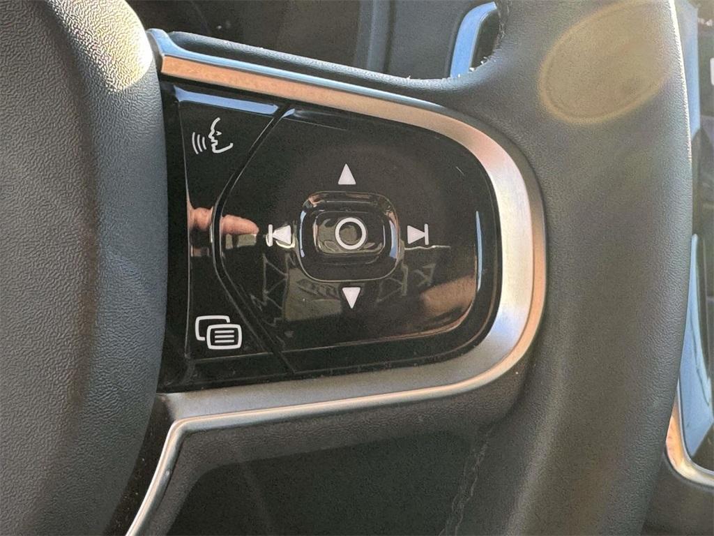 used 2023 Volvo XC90 car, priced at $34,798