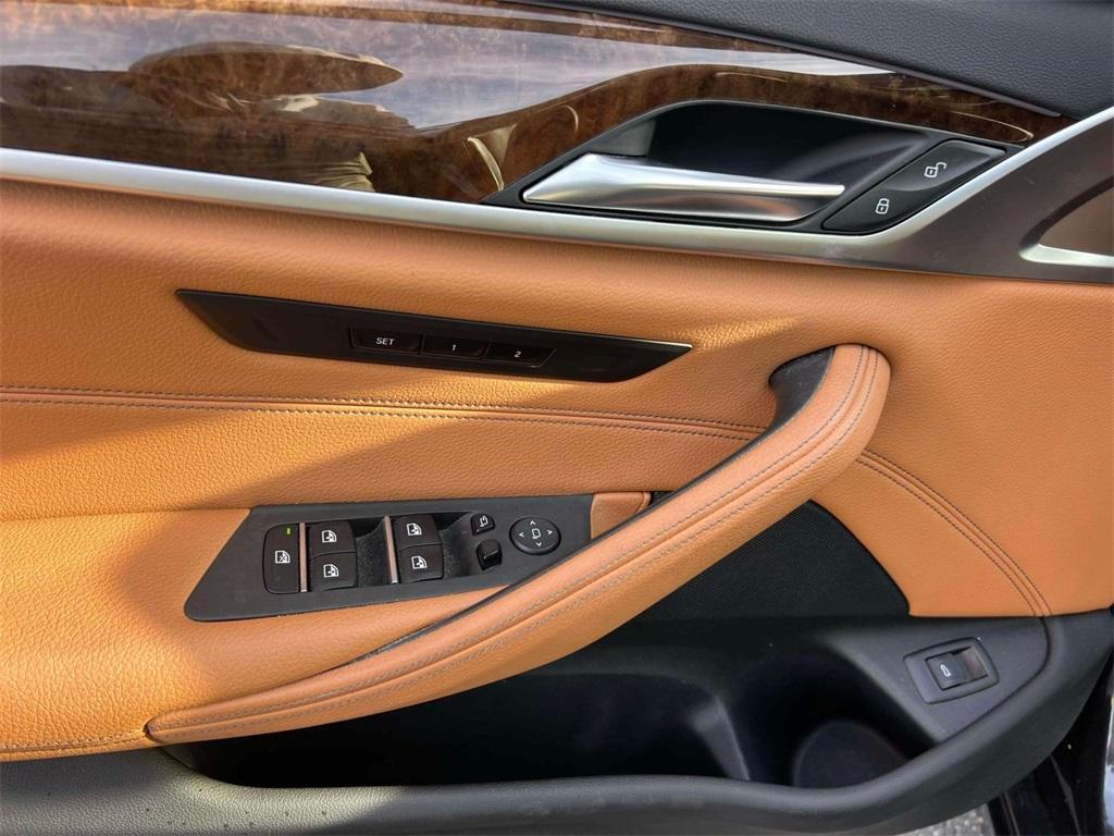 used 2019 BMW 540 car, priced at $26,298