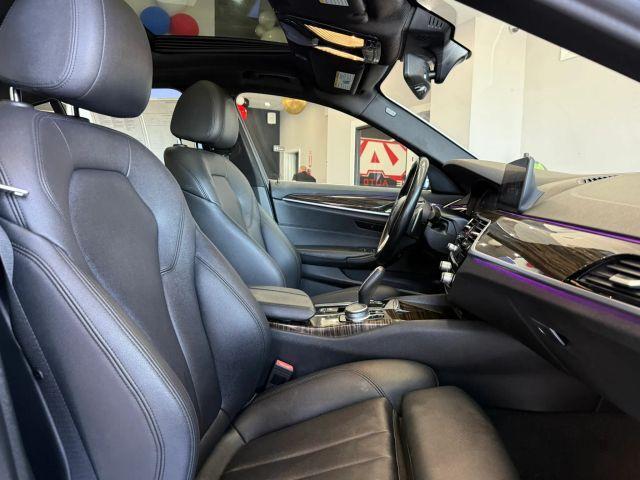 BMW 5 Series view 21
