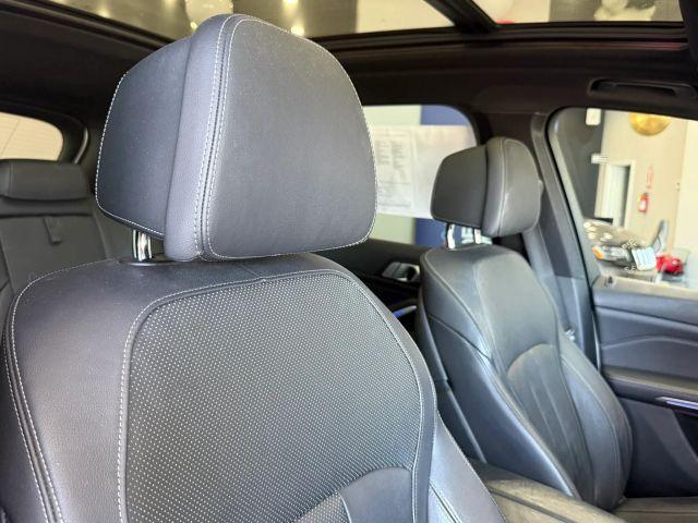 BMW X5 view 25