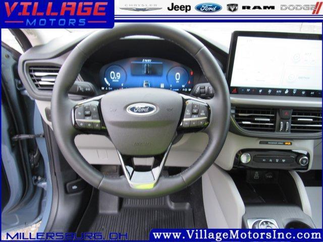 used 2024 Ford Escape car, priced at $23,999