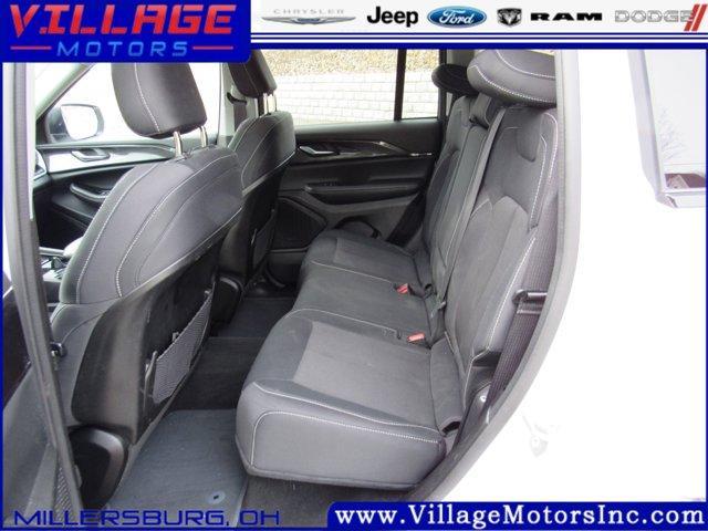 used 2023 Jeep Grand Cherokee car, priced at $28,900