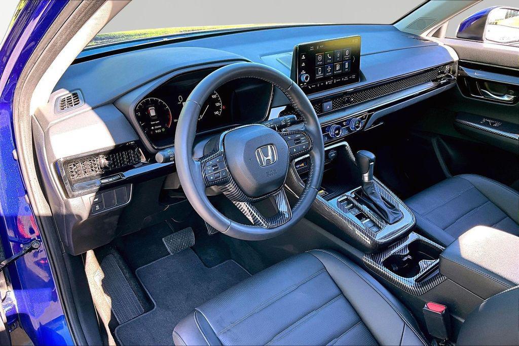 used 2025 Honda CR-V car, priced at $36,570