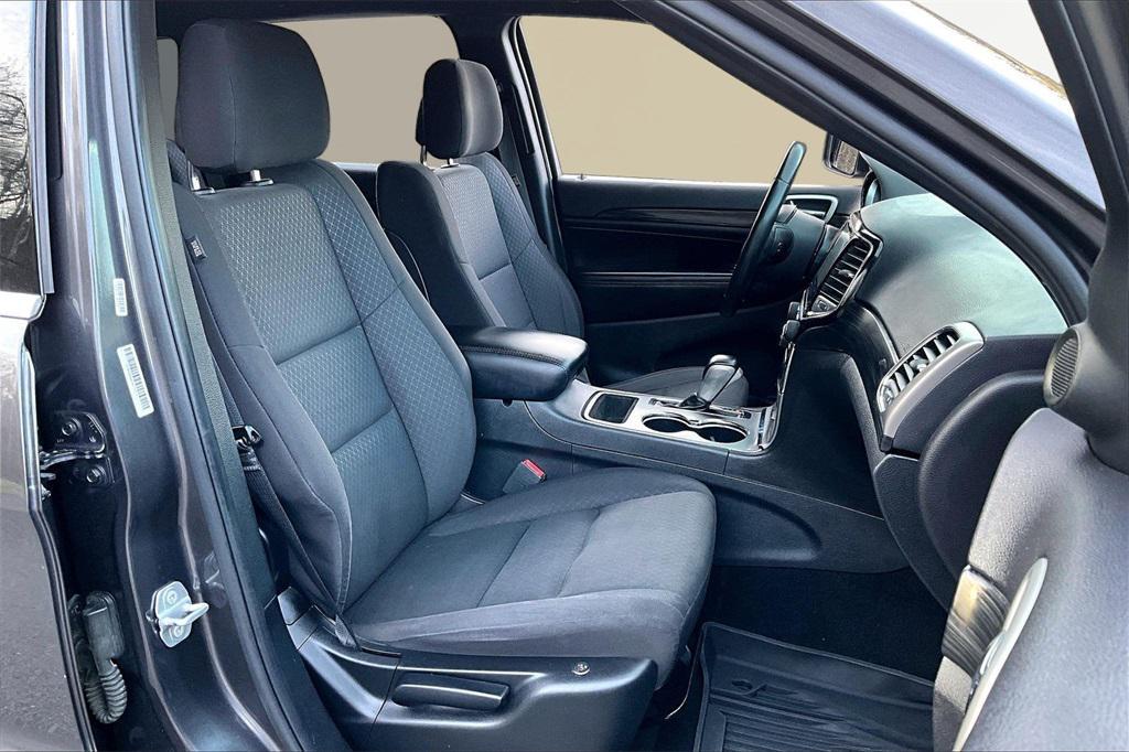 used 2019 Jeep Grand Cherokee car, priced at $15,496