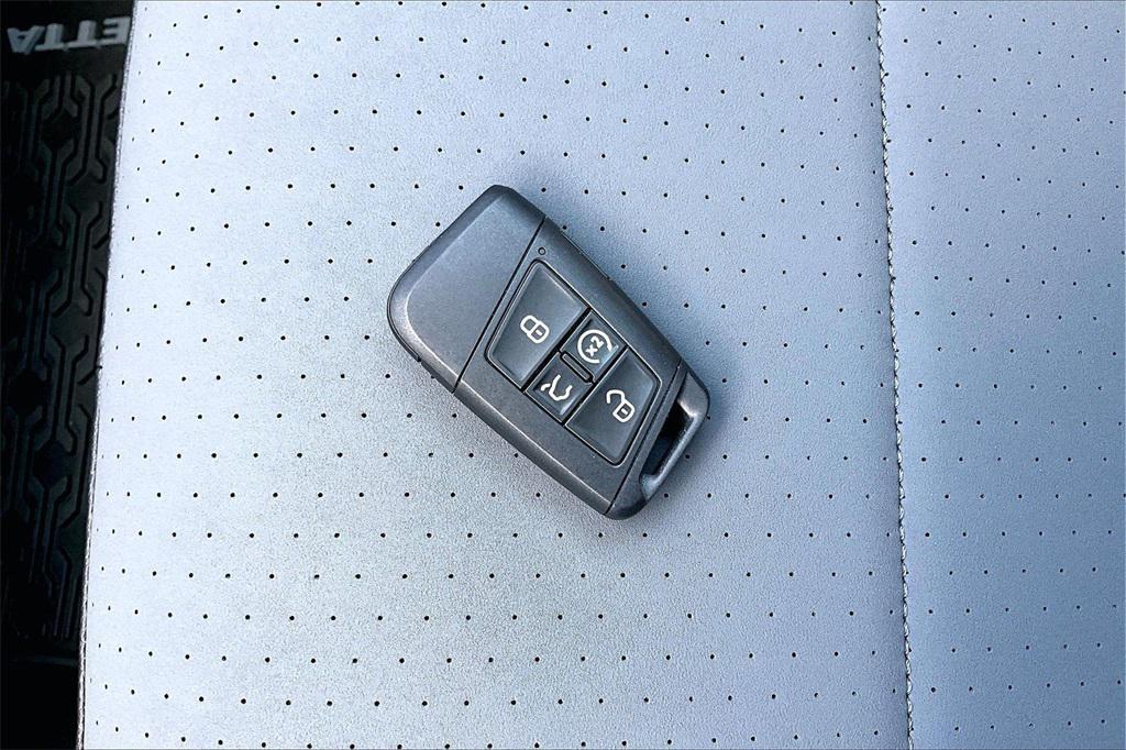 used 2026 Volkswagen Jetta car, priced at $25,846