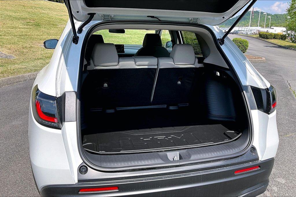 new 2026 Honda HR-V car, priced at $28,405