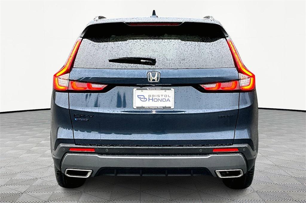 new 2026 Honda CR-V Hybrid car, priced at $41,675