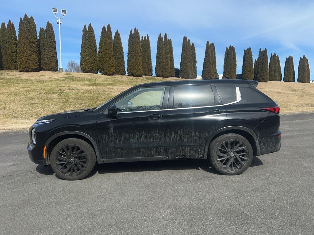 used 2022 Mitsubishi Outlander car, priced at $22,670