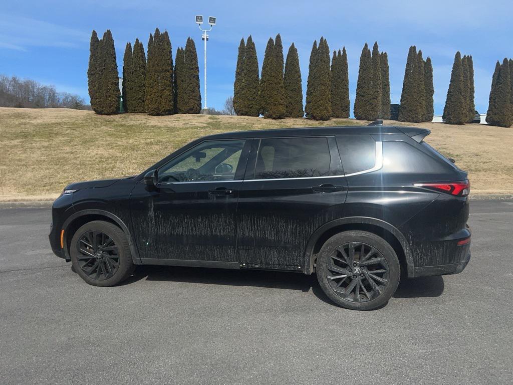 used 2022 Mitsubishi Outlander car, priced at $22,670
