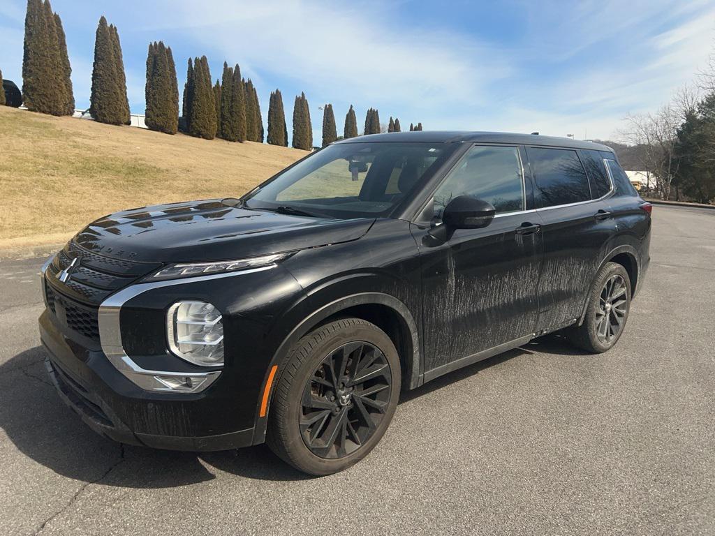 used 2022 Mitsubishi Outlander car, priced at $22,670