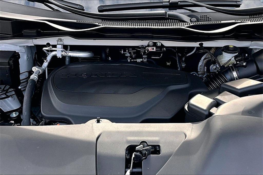 new 2026 Honda Odyssey car, priced at $44,745