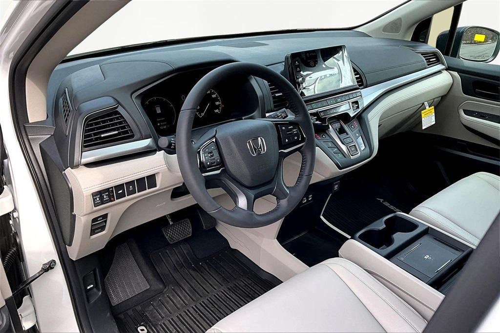 new 2026 Honda Odyssey car, priced at $44,745