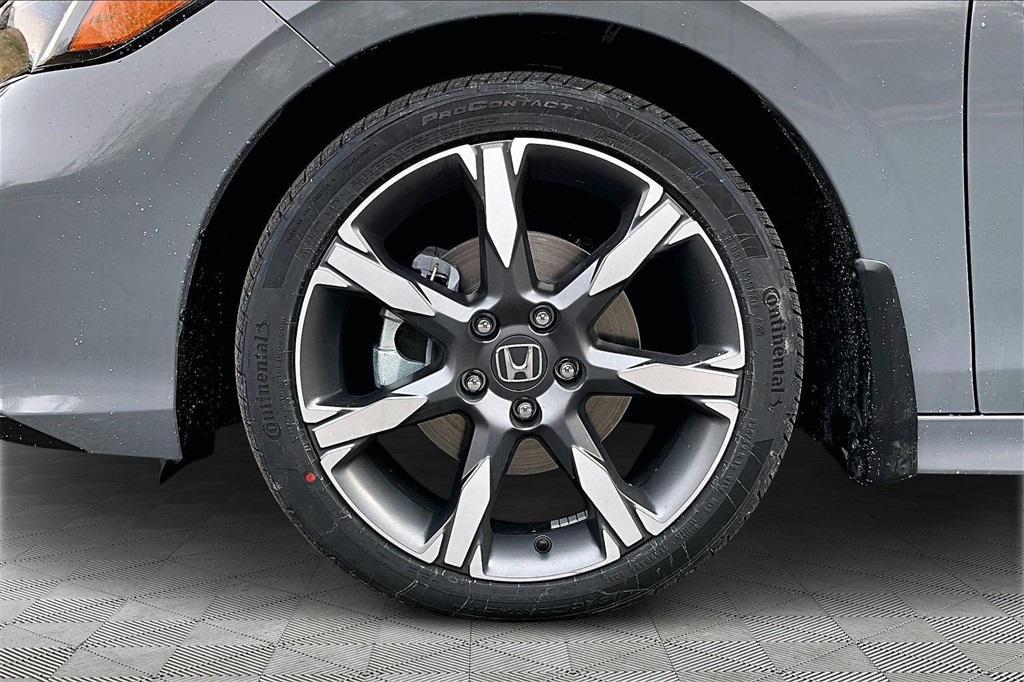 new 2026 Honda Civic Hybrid car, priced at $34,045