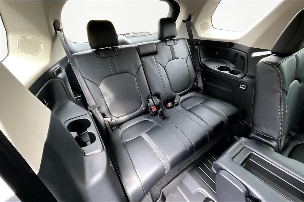 new 2025 Honda Pilot car, priced at $53,450