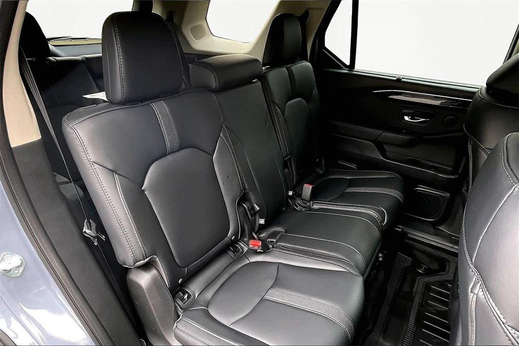 new 2025 Honda Pilot car, priced at $53,450