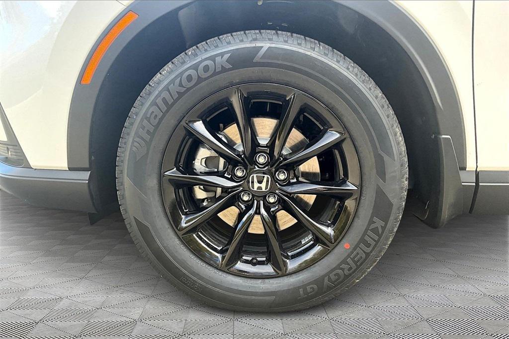 new 2026 Honda CR-V Hybrid car, priced at $42,130