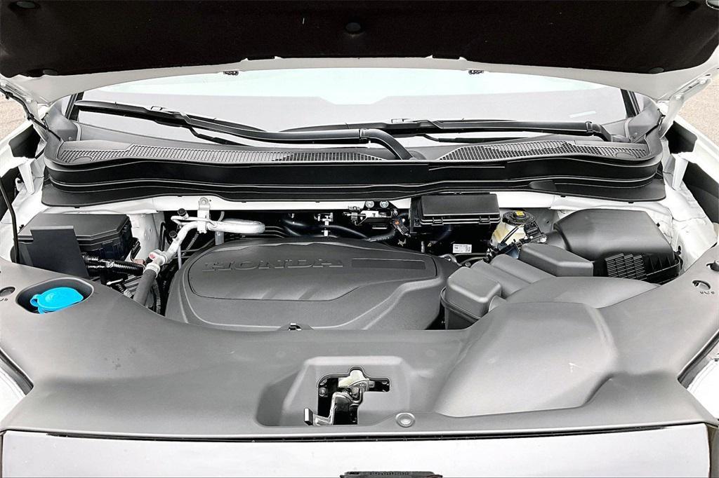 new 2026 Honda Ridgeline car, priced at $42,545