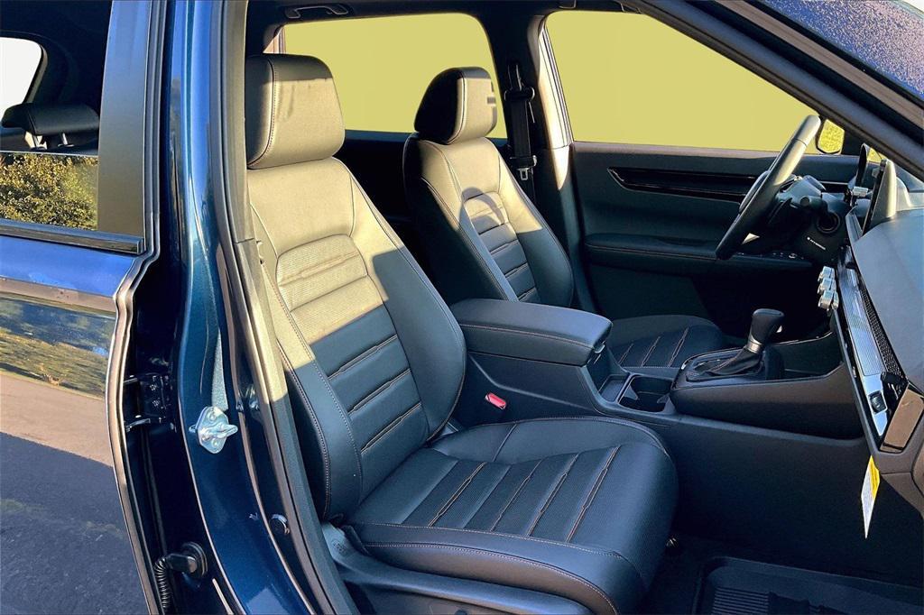 new 2026 Honda CR-V Hybrid car, priced at $43,700