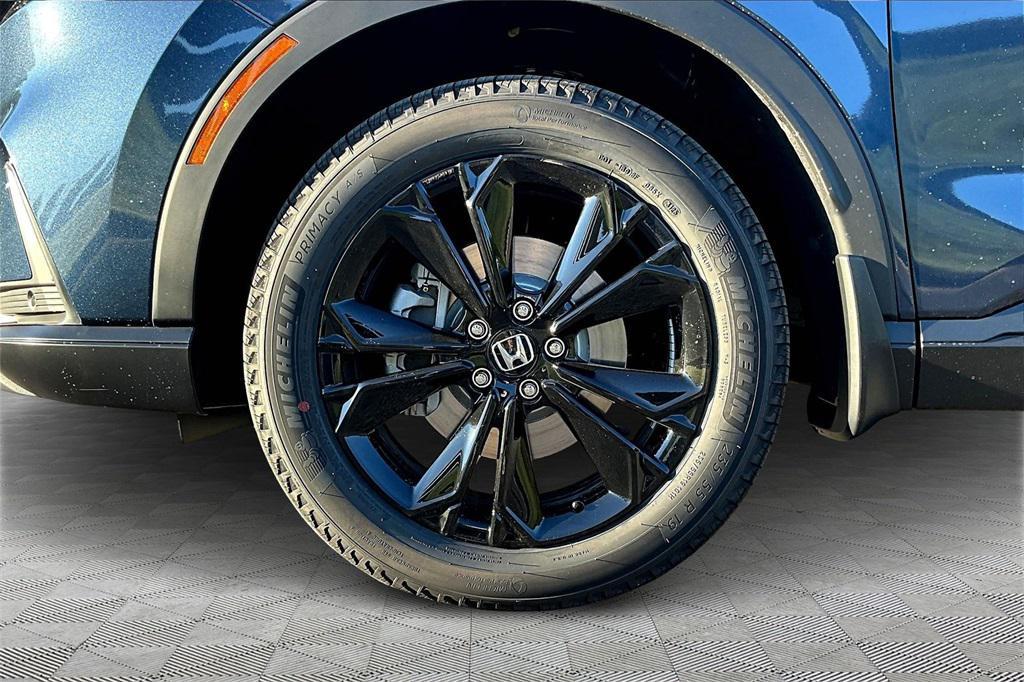 new 2026 Honda CR-V Hybrid car, priced at $43,700