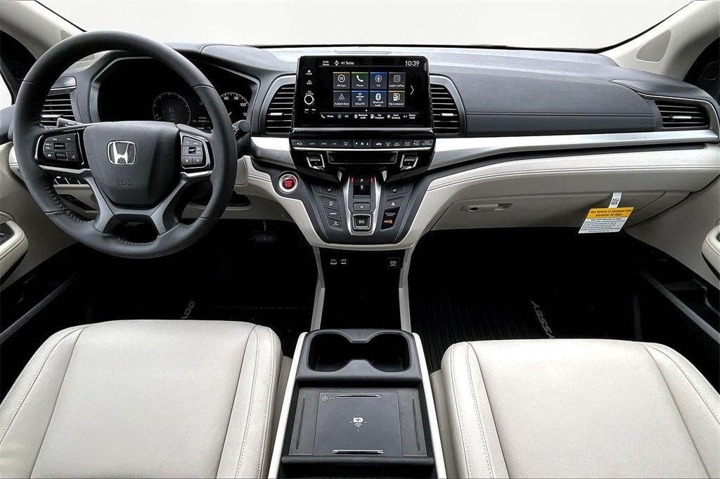 new 2026 Honda Odyssey car, priced at $45,250