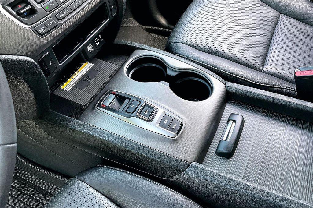 used 2023 Honda Ridgeline car, priced at $35,662