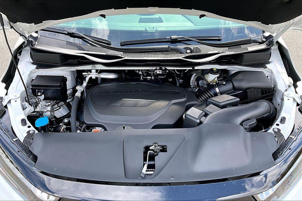 new 2026 Honda Odyssey car, priced at $49,445
