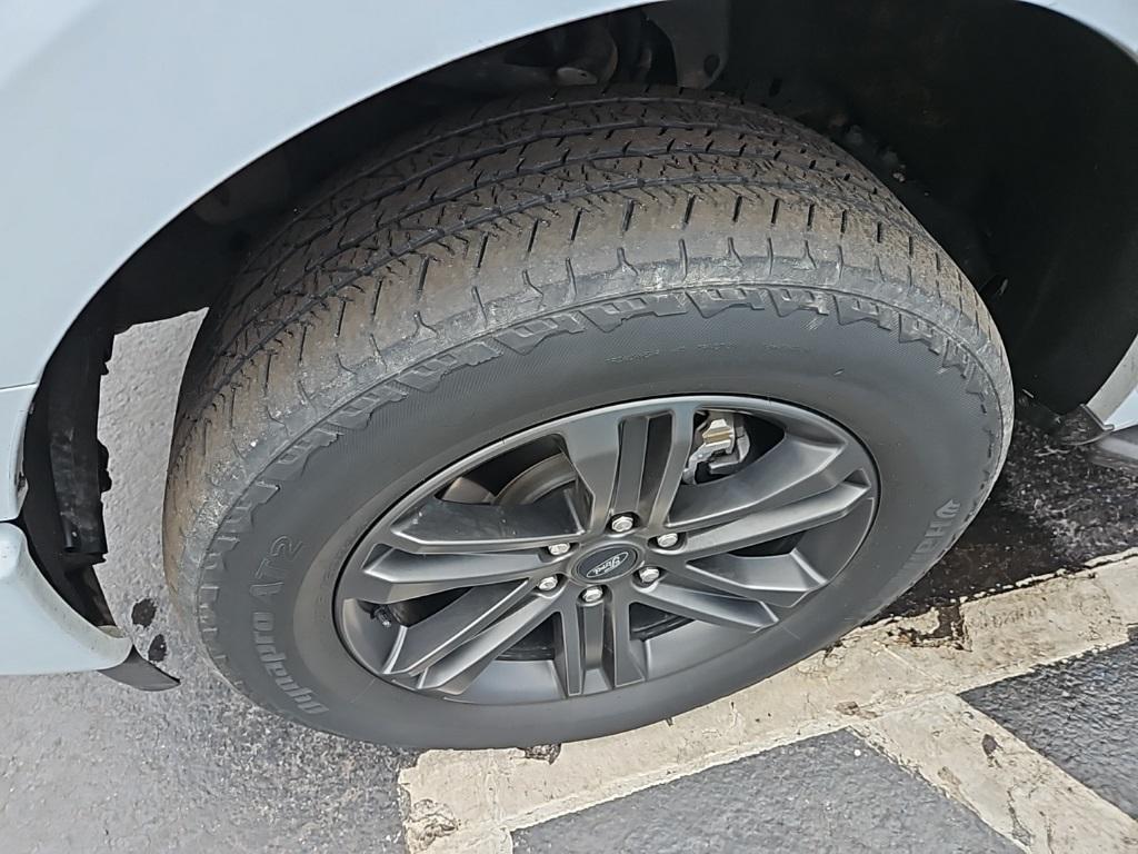 used 2022 Ford F-150 car, priced at $35,965