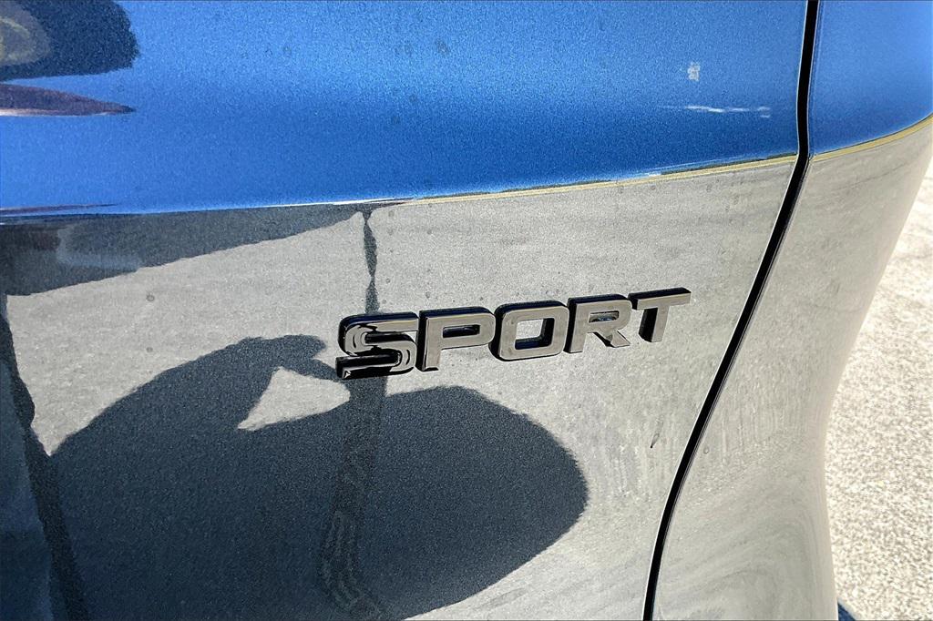 new 2026 Honda CR-V Hybrid car, priced at $41,675