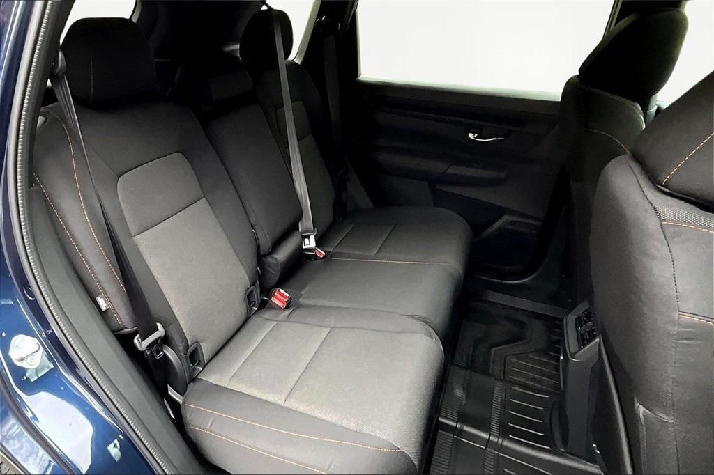 new 2026 Honda CR-V Hybrid car, priced at $40,250