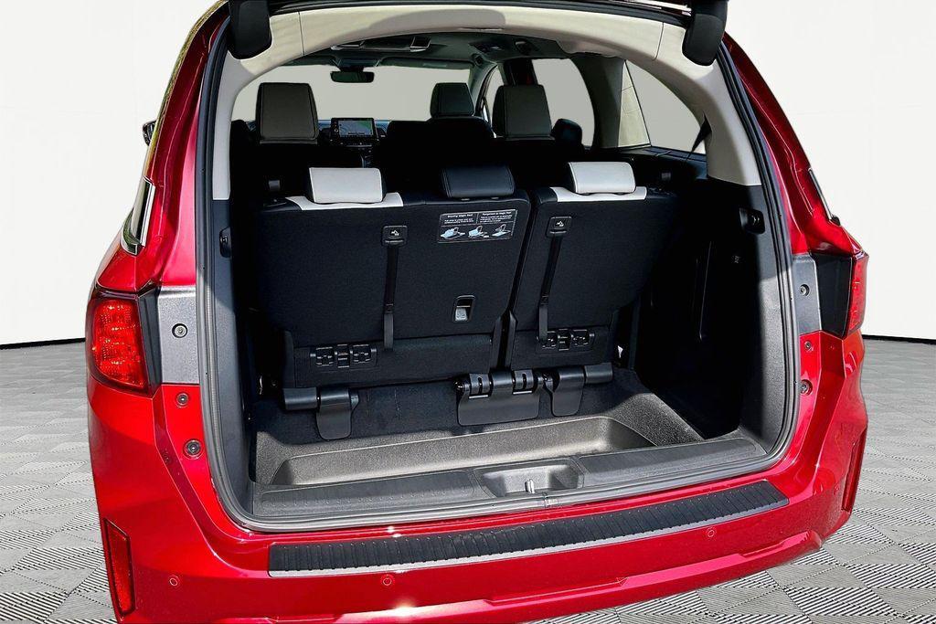 new 2027 Honda Odyssey car, priced at $54,045