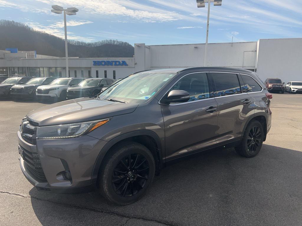 used 2019 Toyota Highlander car, priced at $19,863