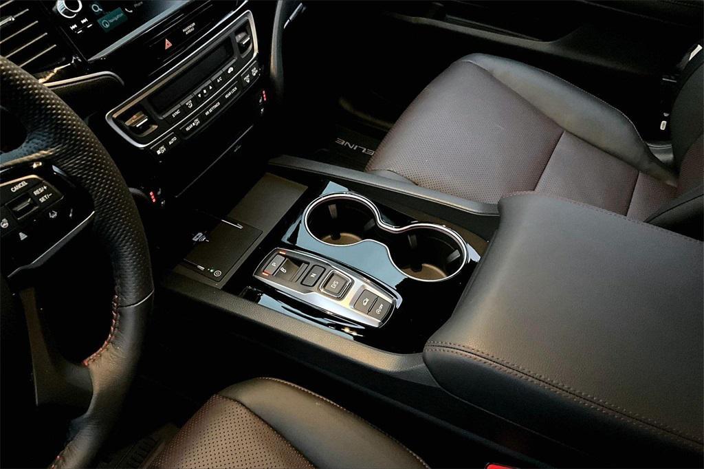 used 2024 Honda Ridgeline car, priced at $39,312