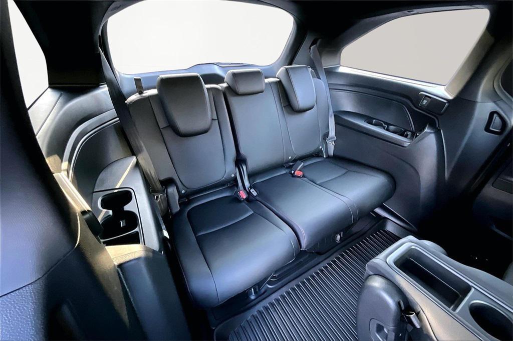 new 2026 Honda Odyssey car, priced at $45,845