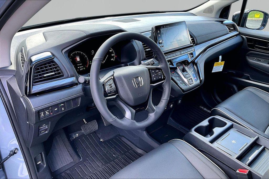 new 2026 Honda Odyssey car, priced at $53,645