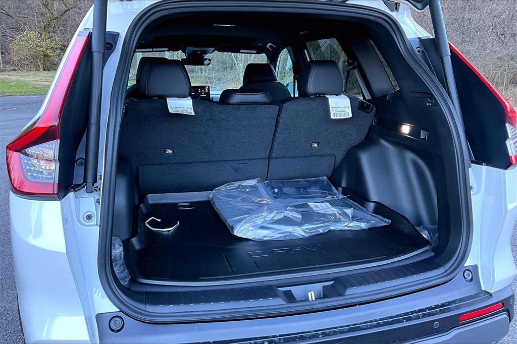 new 2026 Honda CR-V Hybrid car, priced at $42,130