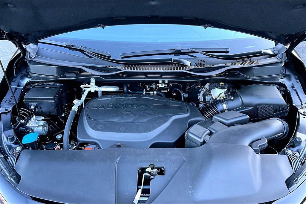 new 2026 Honda Odyssey car, priced at $53,190